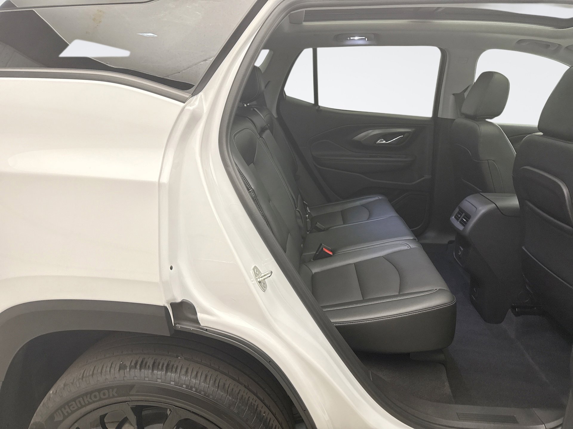 Used 2023 GMC Terrain SLT w/ Elevation Edition AWD/4WD image 18