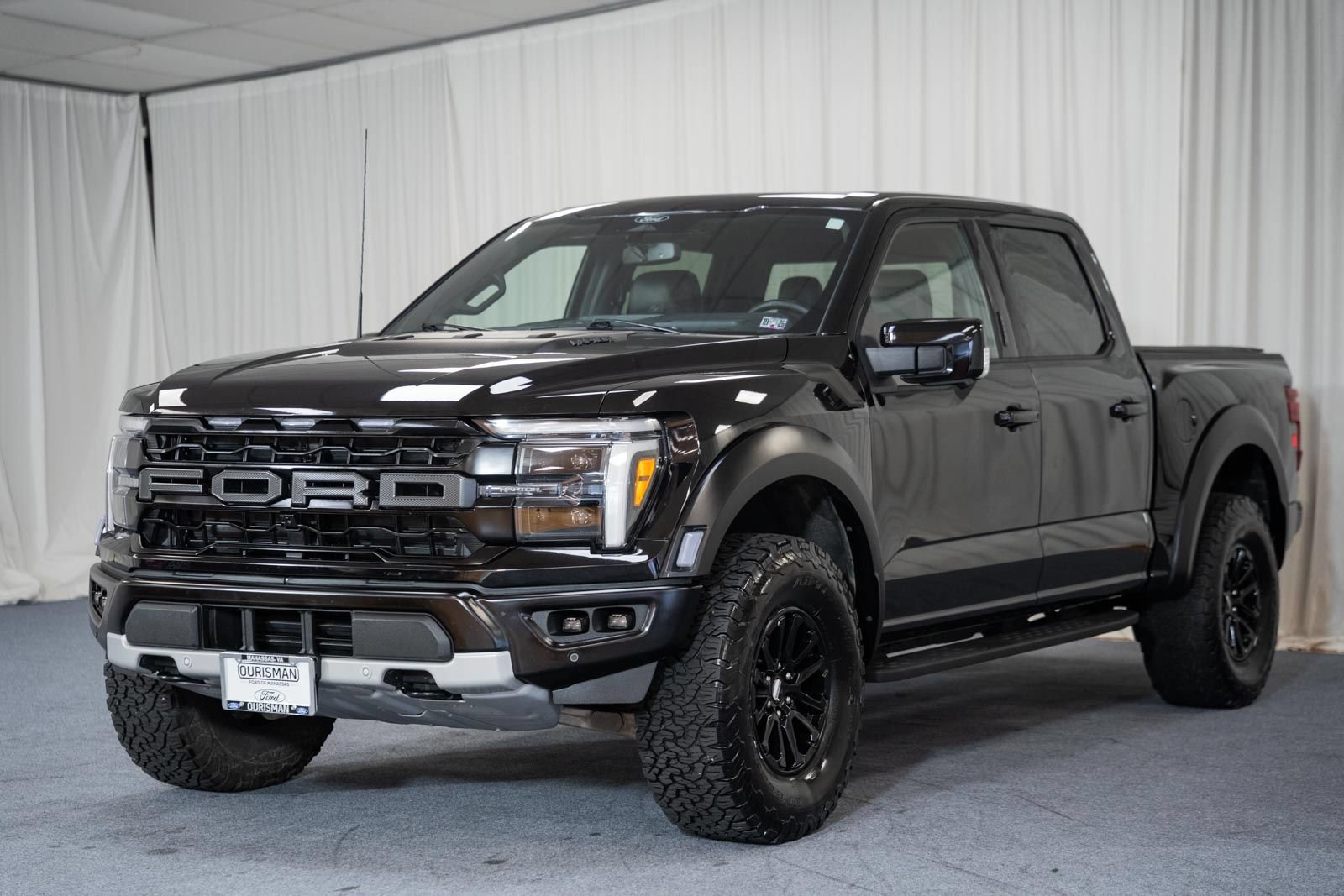 Certified 2024 Ford F150 Raptor AWD/4WD image 3