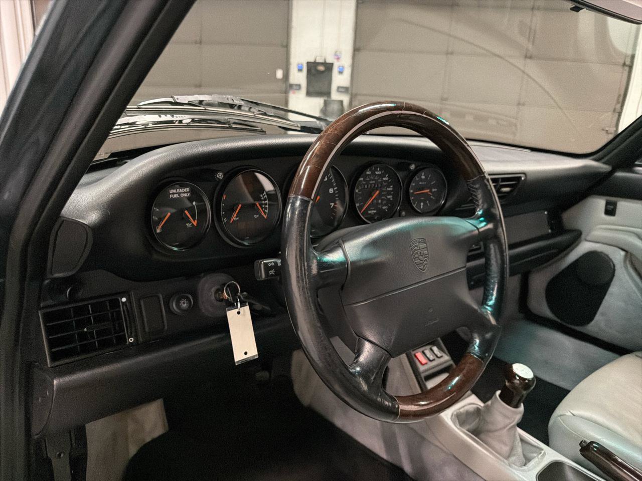 Used 1995 Porsche 911 Cabriolet image 22