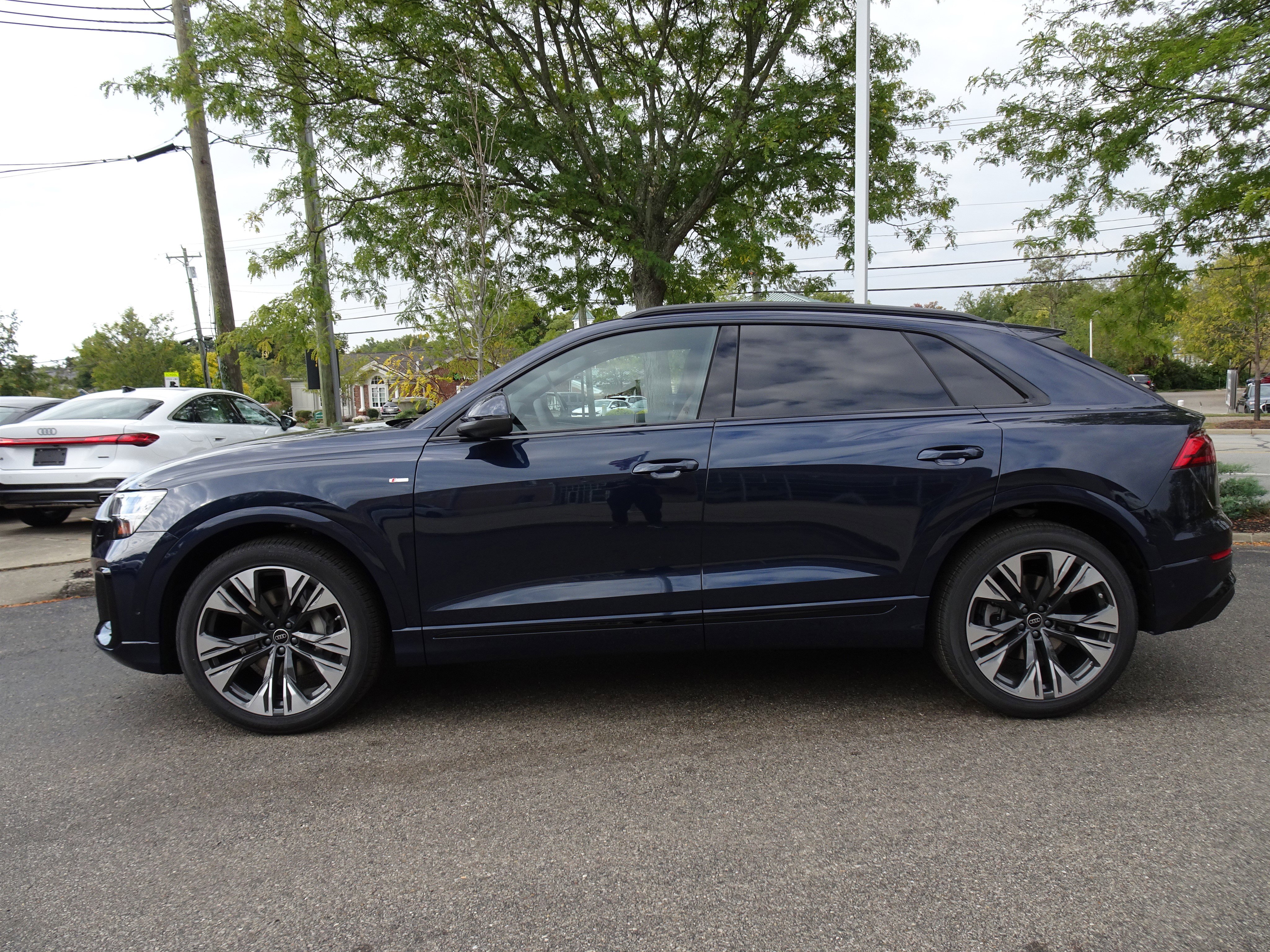 New 2026 Audi Q8 Premium Plus image 2
