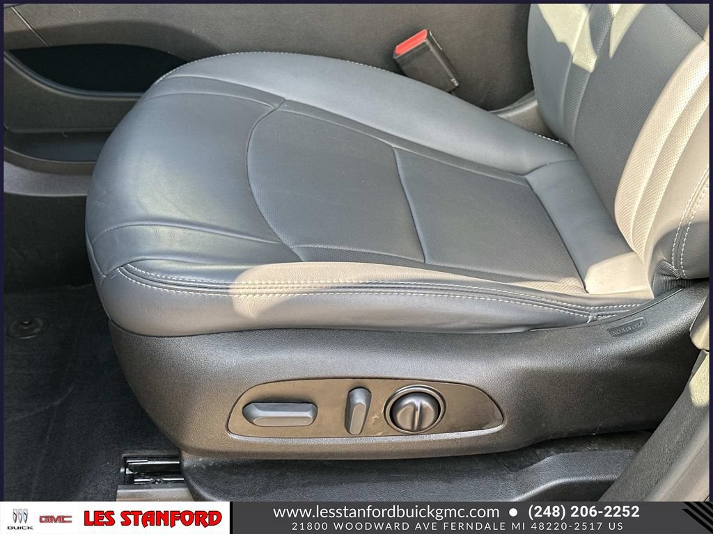 Certified 2024 Buick Enclave Essence w/ LPO, Floor Liner Package FWD image 19