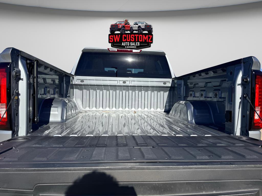 Used 2025 GMC Sierra 1500 SLT image 16