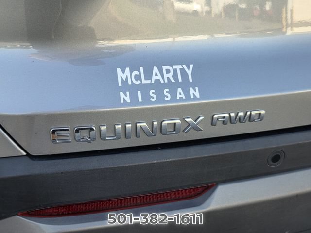 Used 2025 Chevrolet Equinox LT AWD/4WD image 13
