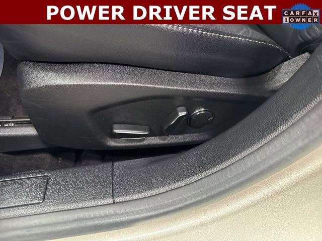 Used 2017 Ford Fusion Energi SE FWD image 4