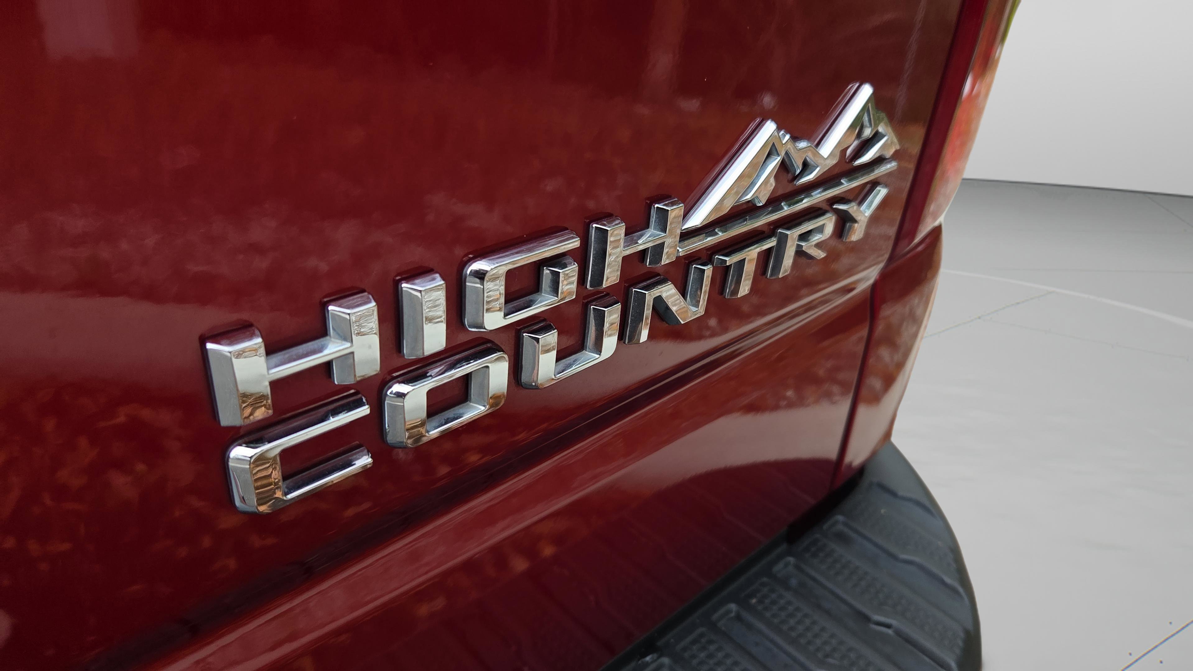 Certified 2023 Chevrolet Silverado 1500 High Country w/ Z71 Off-Road Package AWD/4WD image 35