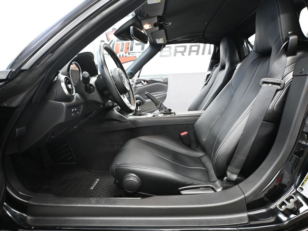 Used 2024 MAZDA MX-5 Miata RF Grand Touring w/ Weather Package image 21