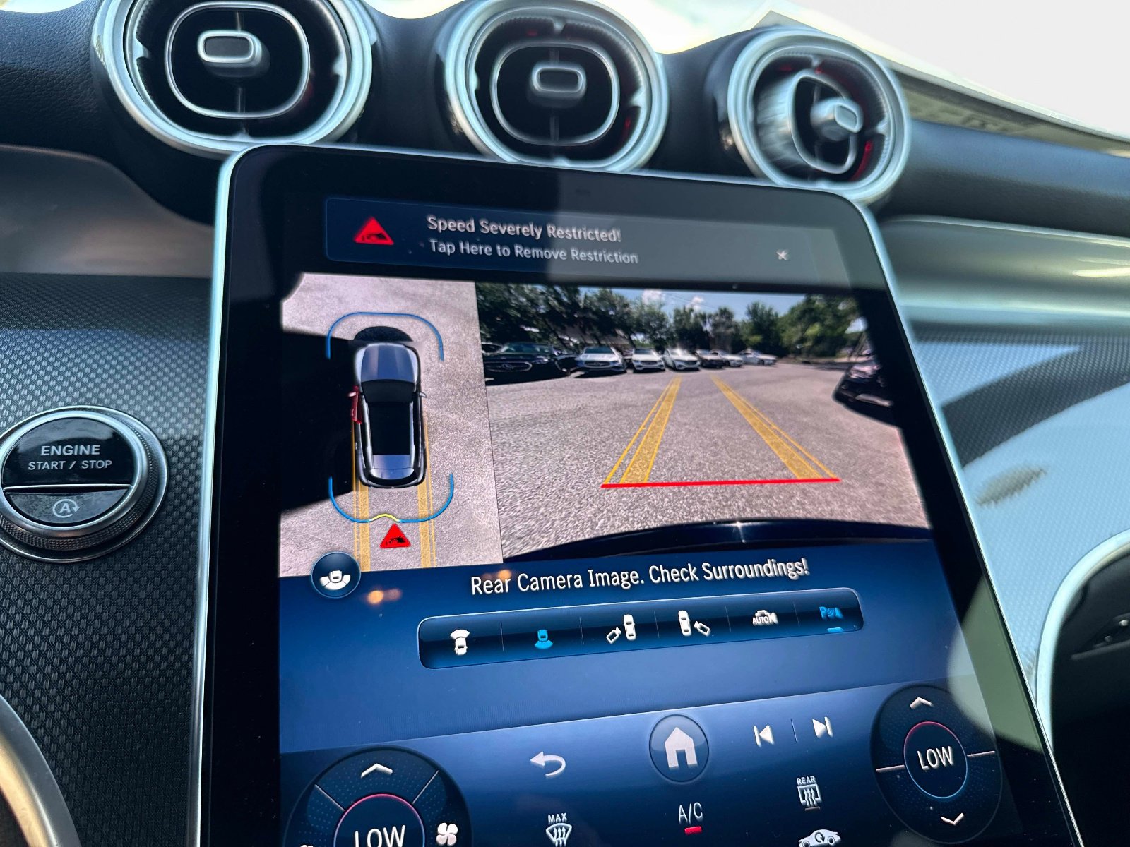 Certified 2025 Mercedes-Benz GLC 300 image 25