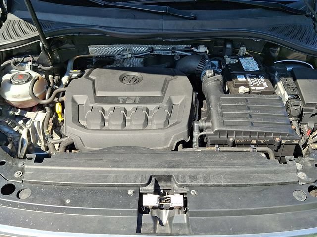 Used 2018 Volkswagen Tiguan SEL Premium AWD/4WD image 28