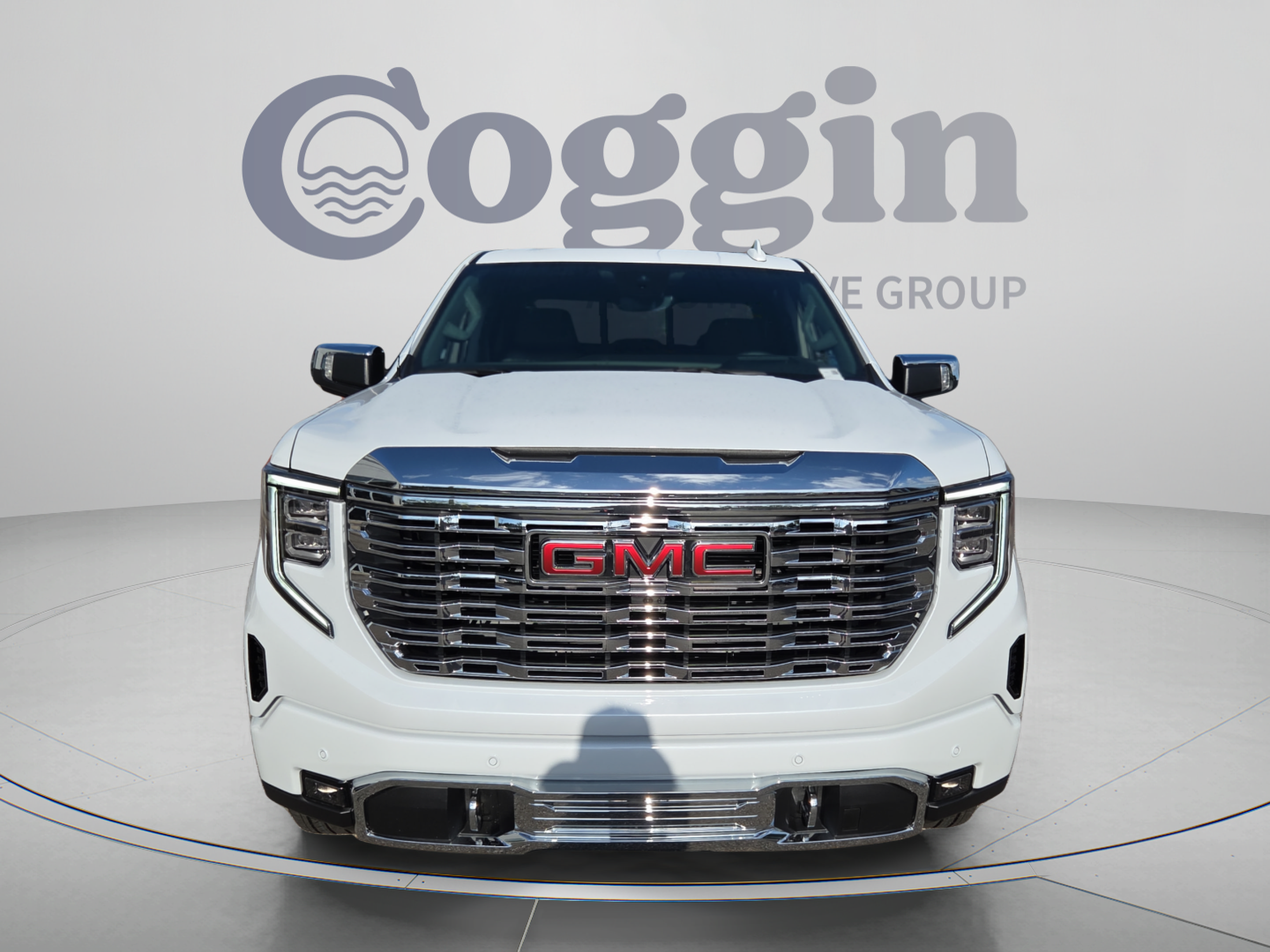 New 2026 GMC Sierra 1500 Denali w/ Denali Reserve Package AWD/4WD image 8