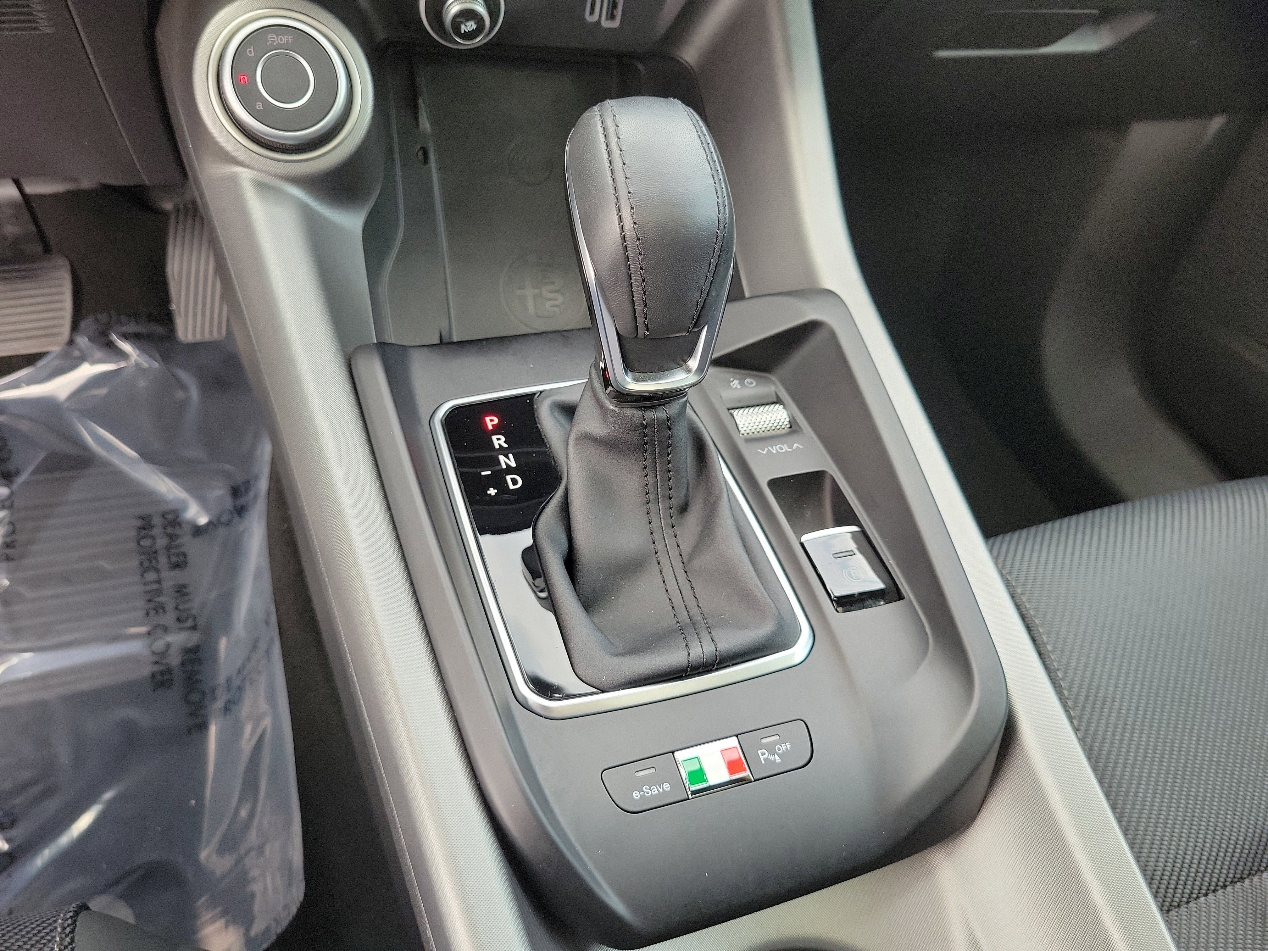 Used 2024 Alfa Romeo Tonale Ti w/ Active Assist Package AWD/4WD image 31