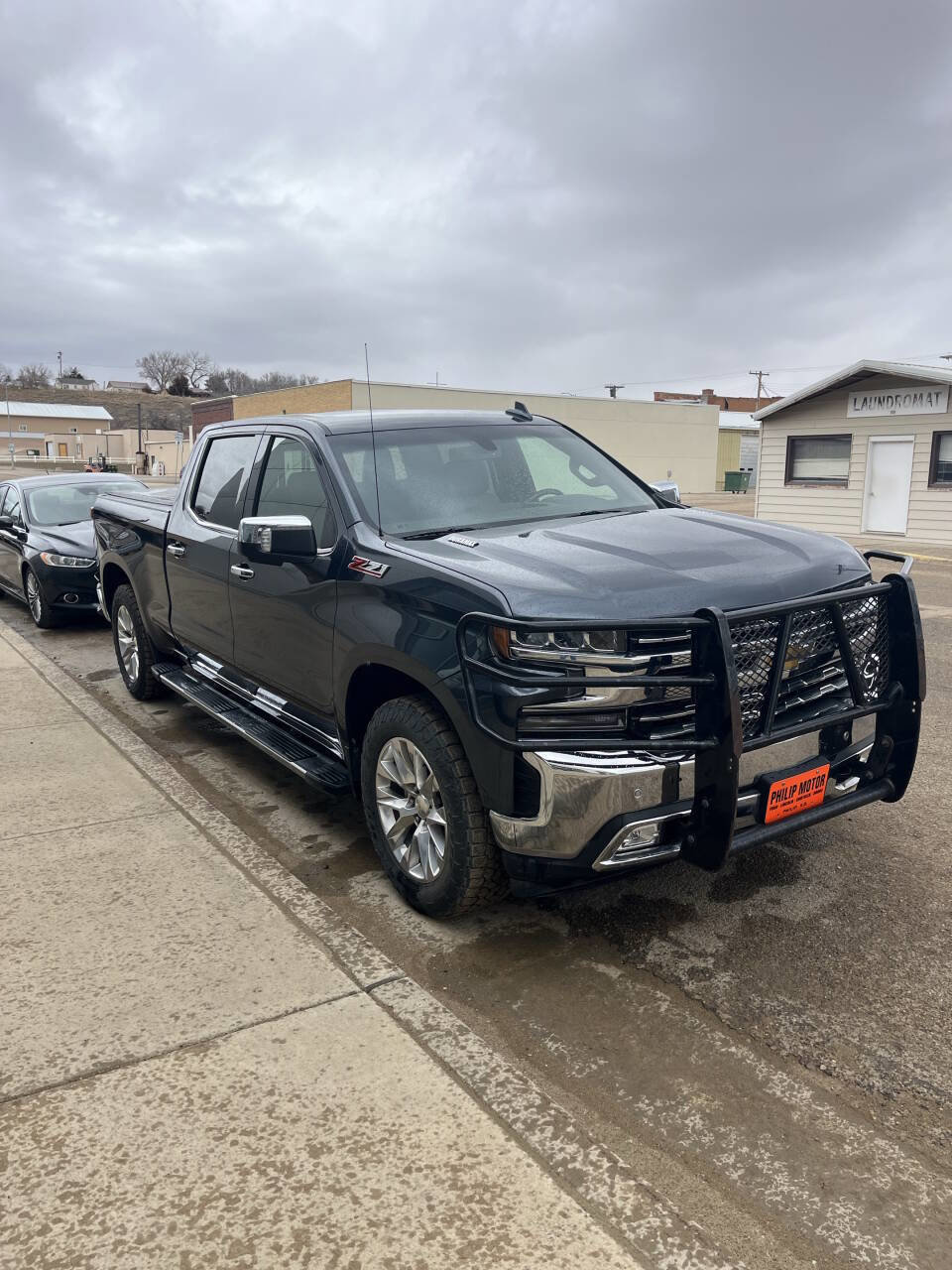 Used 2021 Chevrolet Silverado 1500 LTZ image 3