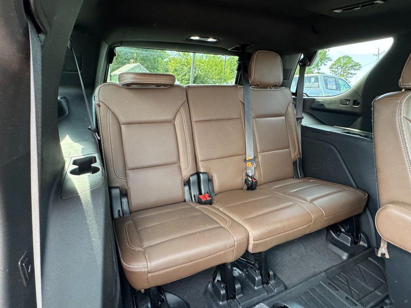 Used 2021 Chevrolet Tahoe High Country AWD/4WD image 12