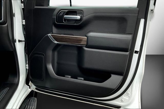 Used 2020 Chevrolet Silverado 1500 LT w/ All-Star Edition image 17