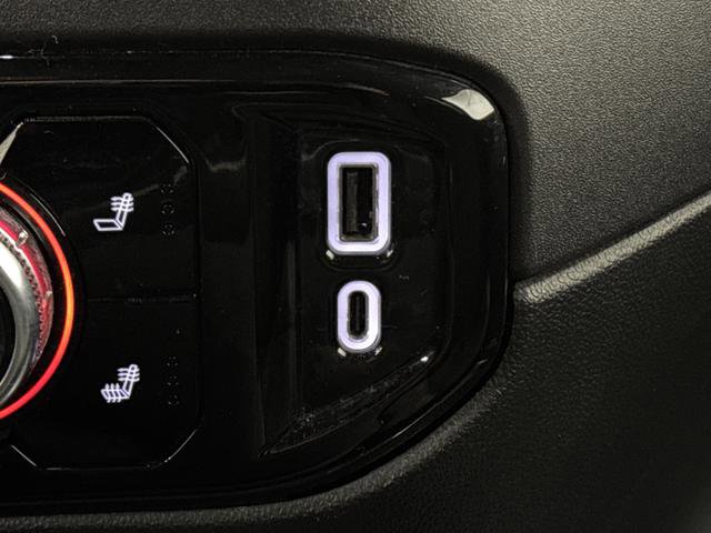 Used 2024 GMC Sierra 1500 Elevation image 23