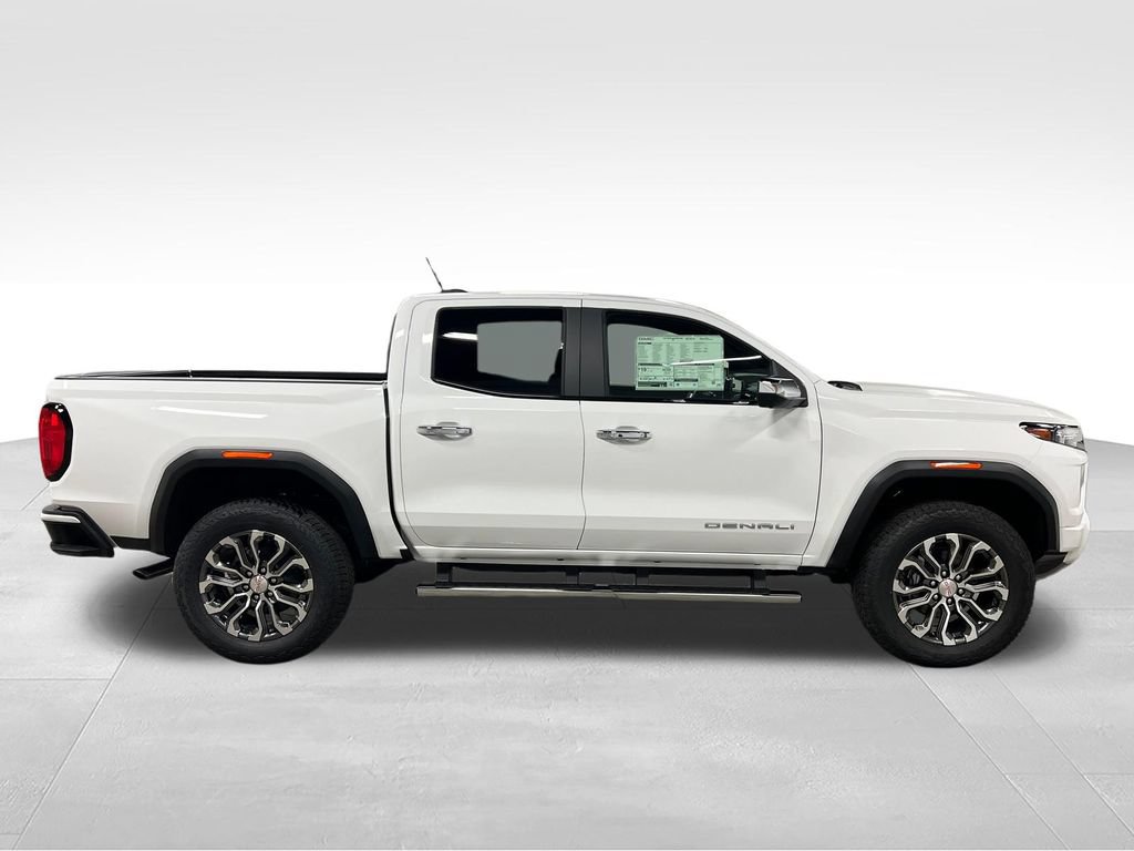 New 2026 GMC Canyon Denali AWD/4WD image 2