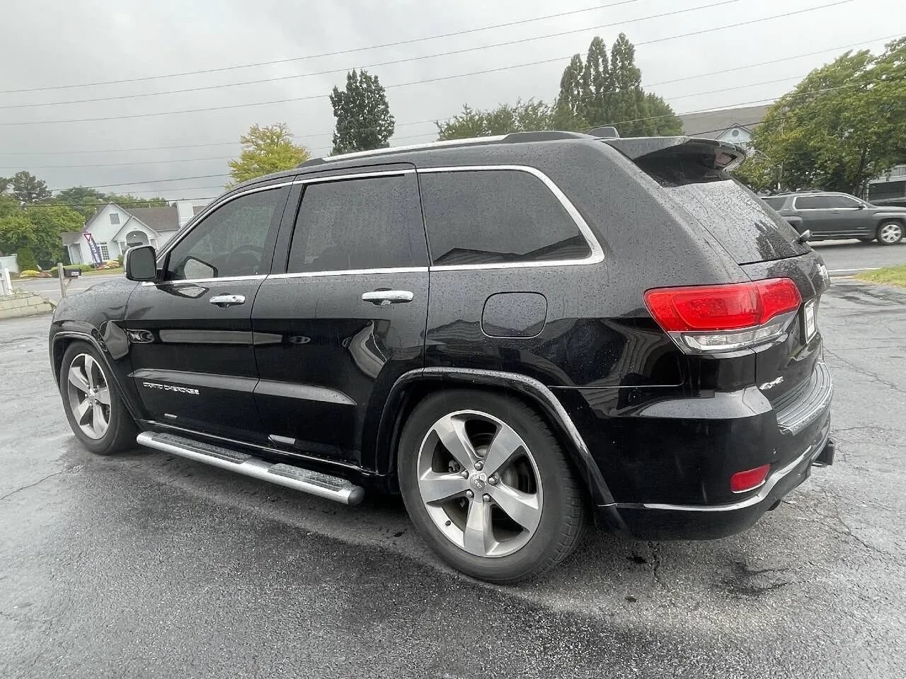 Used 2014 Jeep Grand Cherokee Overland w/ Advanced Technology Group AWD/4WD image 8