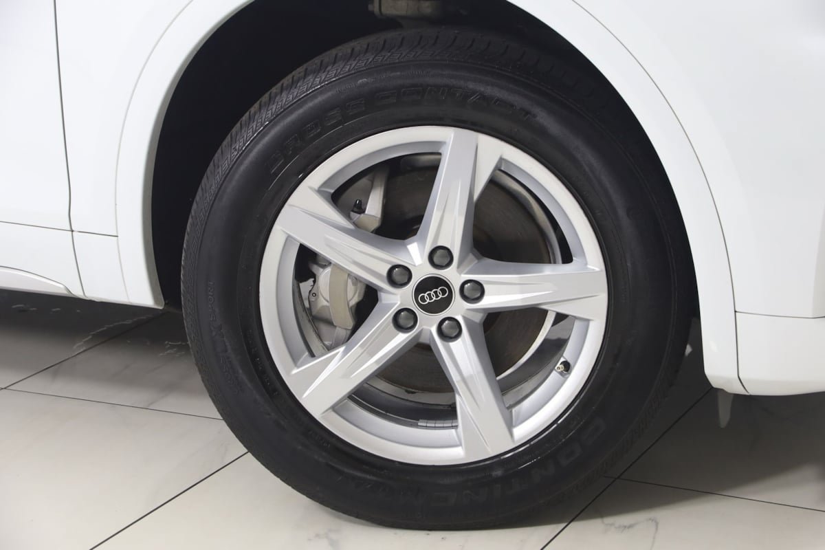 Used 2023 Audi Q5 2.0T Premium w/ Convenience Package AWD/4WD image 15