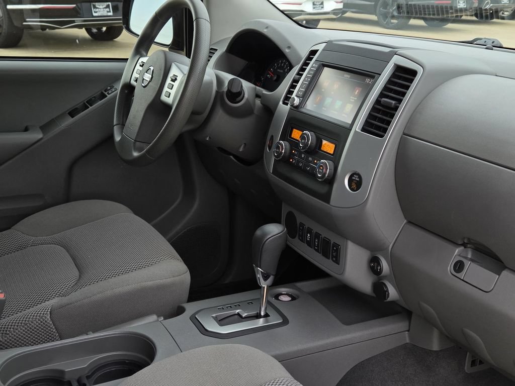Used 2021 Nissan Frontier SV w/ Midnight Edition Floor Mats RWD image 30