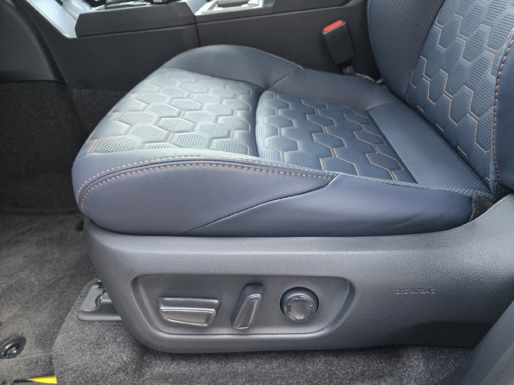 New 2026 Toyota 4Runner Platinum AWD/4WD image 19