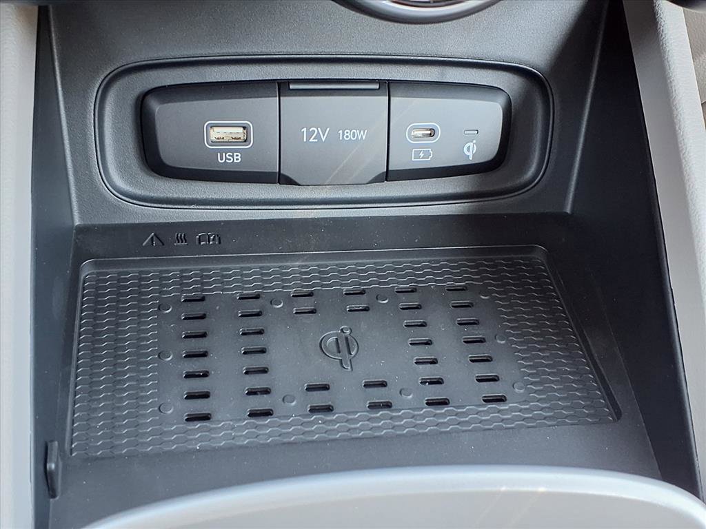 New 2026 Hyundai Venue SEL image 8