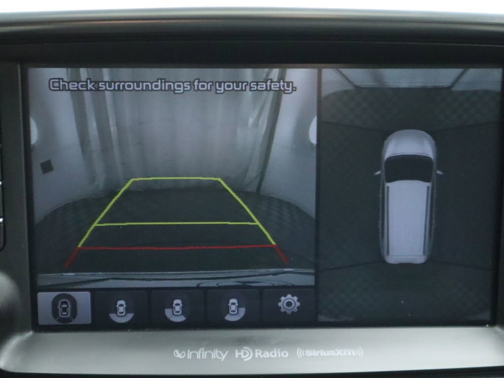 Used 2018 Kia Sorento SX image 16