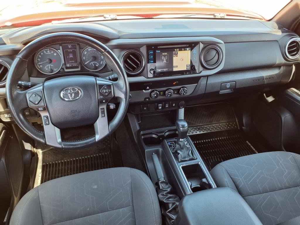 Used 2019 Toyota Tacoma TRD Sport image 7