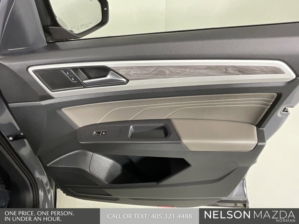 Used 2021 Volkswagen Atlas Cross Sport SE image 21