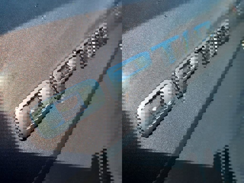 New 2026 Cadillac Optiq Luxury 2 AWD/4WD image 6