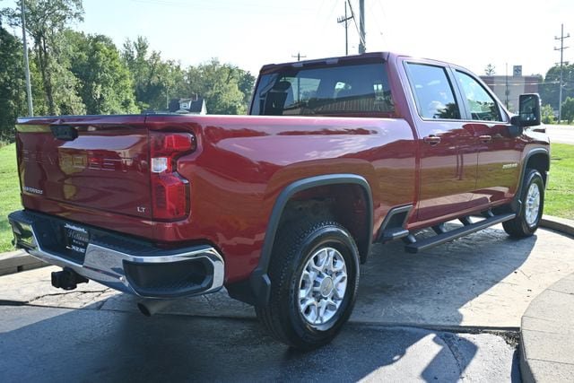 Used 2022 Chevrolet Silverado 2500 LT AWD/4WD image 5