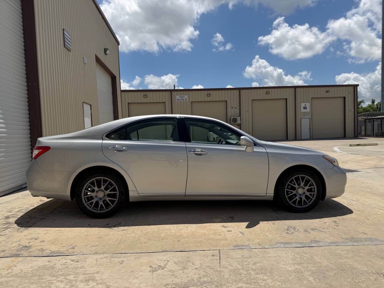 Used 2009 Lexus ES 350 FWD image 6