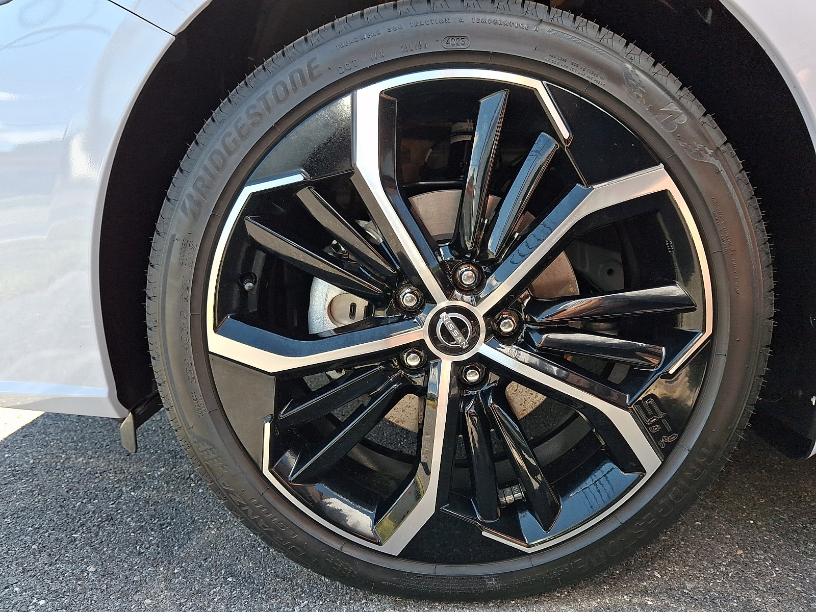 New 2026 Nissan Altima 2.5 SR w/ SR Premium Package AWD/4WD image 4