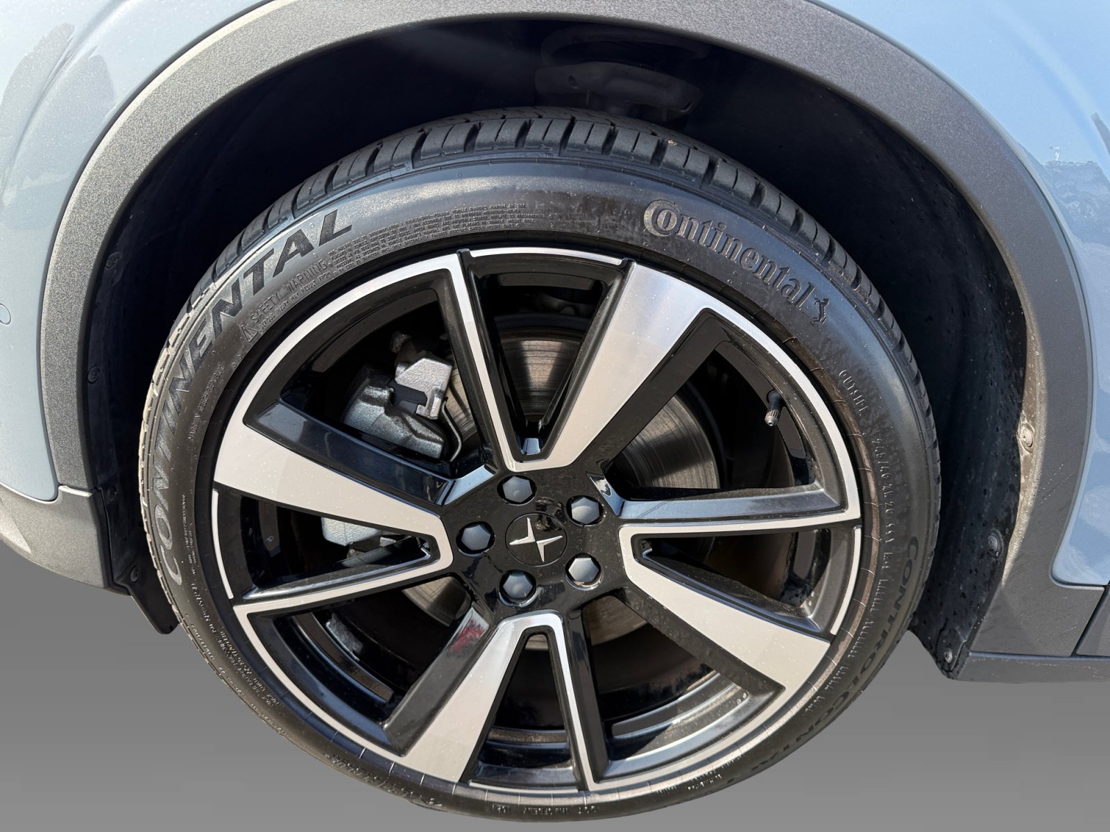Used 2022 Polestar Polestar 2 w/ Plus Package AWD/4WD image 9
