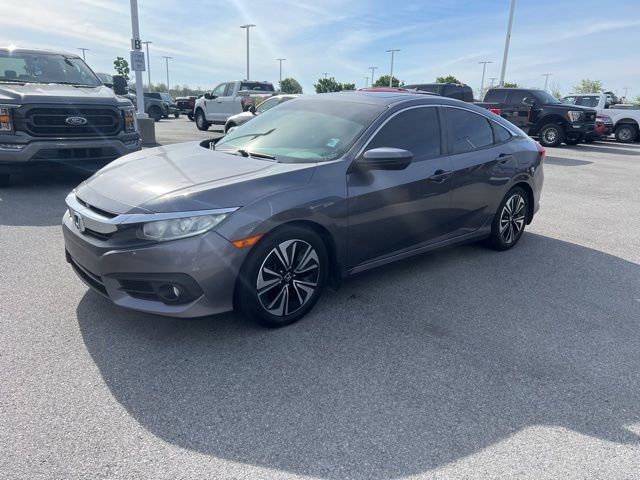 Used 2017 Honda Civic EX-T image 2