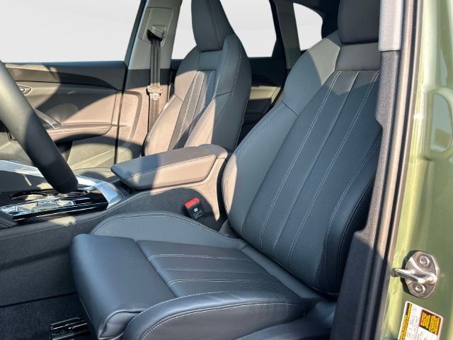Certified 2025 Audi Q5 Premium Plus w/ Premium Plus AWD/4WD image 21