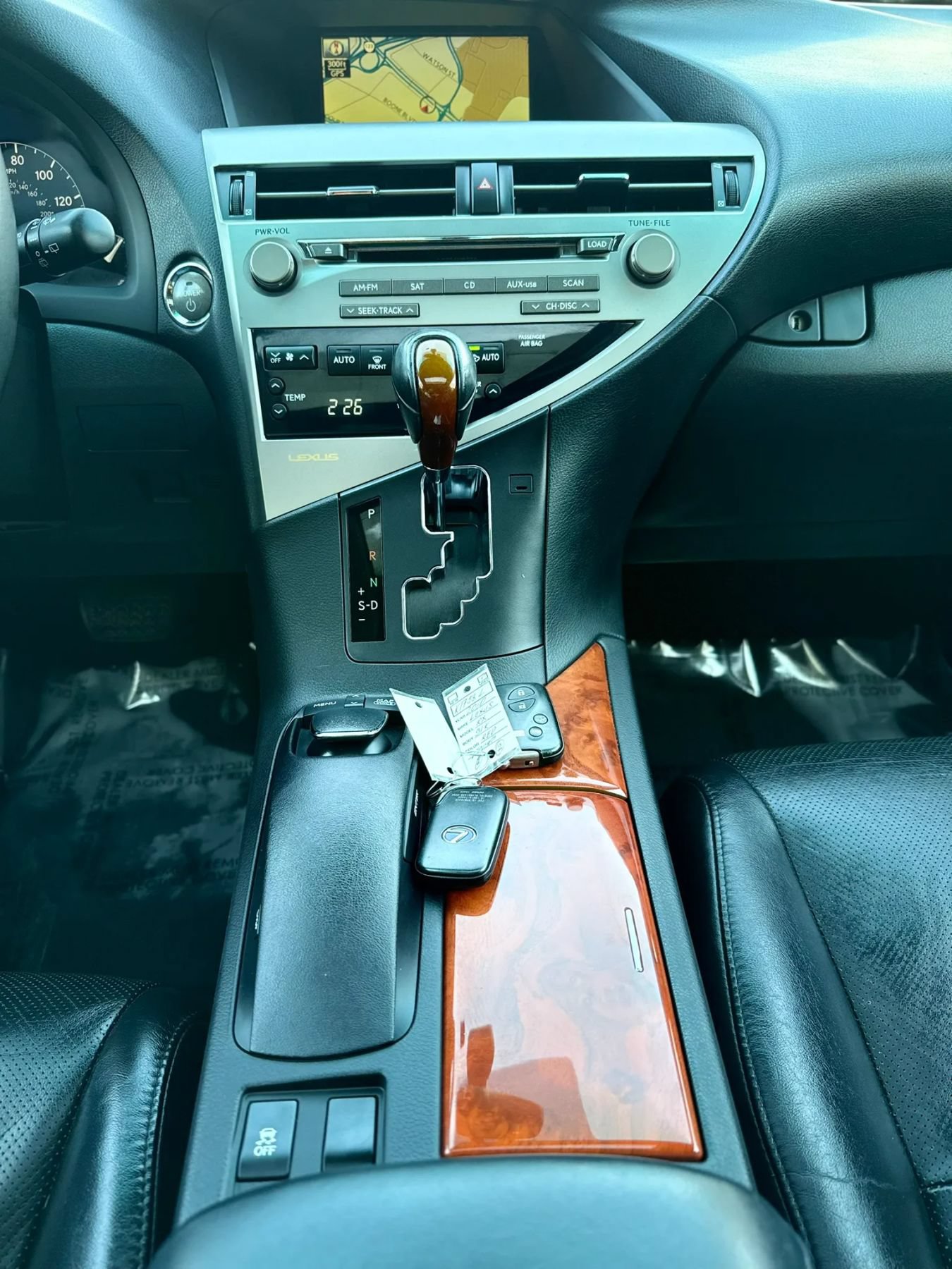 Used 2010 Lexus RX 450h AWD w/ Premium Pkg image 22