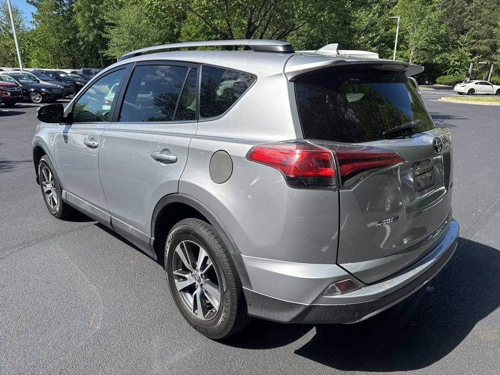 Used 2017 Toyota RAV4 XLE w/ Premium Special Value Package FWD image 14