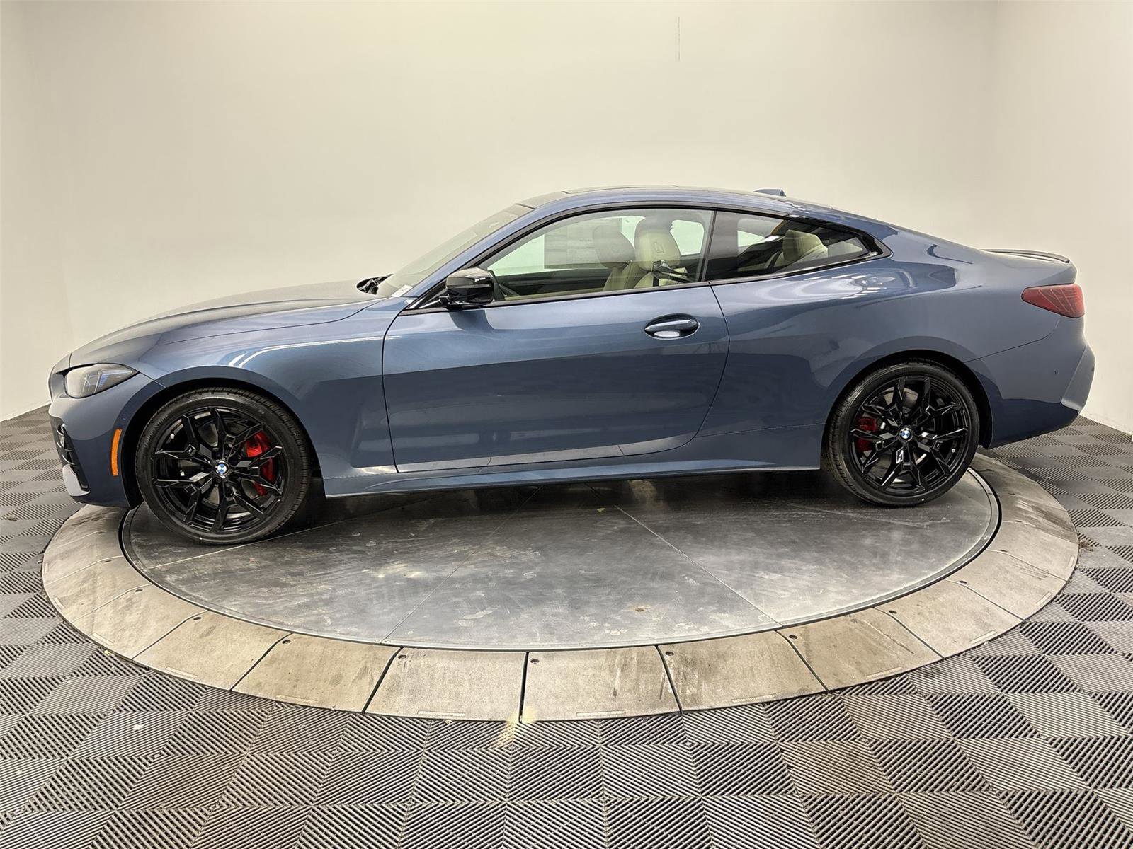 New 2026 BMW 430i xDrive Coupe w/ M Sport Package image 16