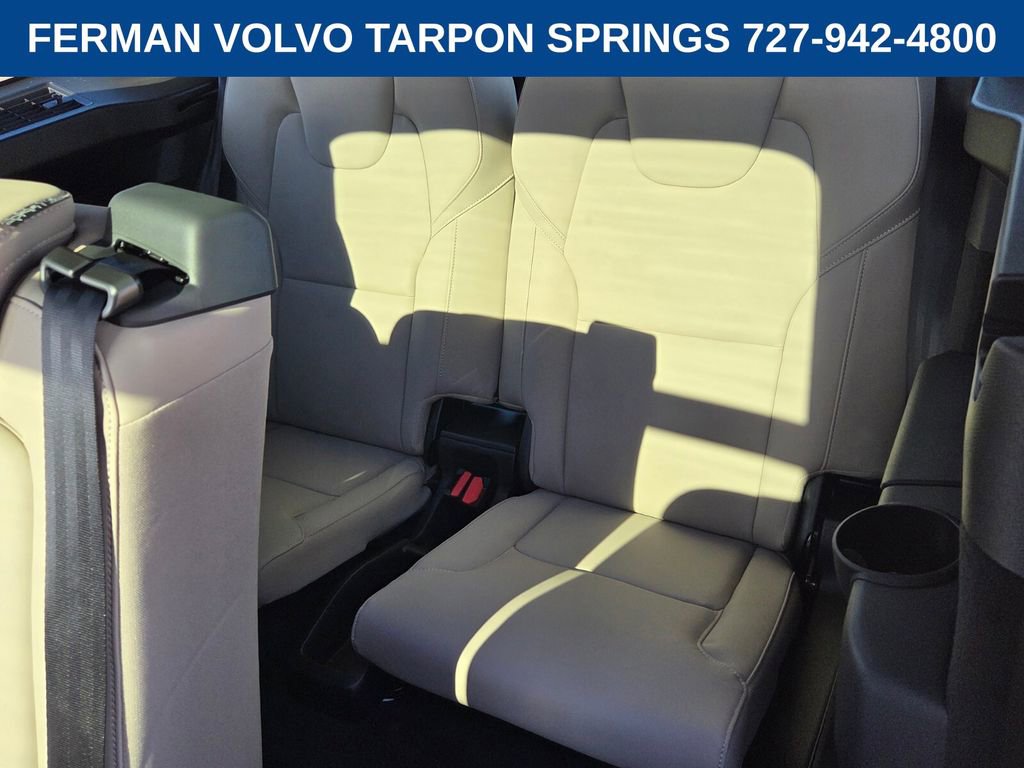 New 2026 Volvo XC90 B6 Plus w/ Protection Package Premier image 15