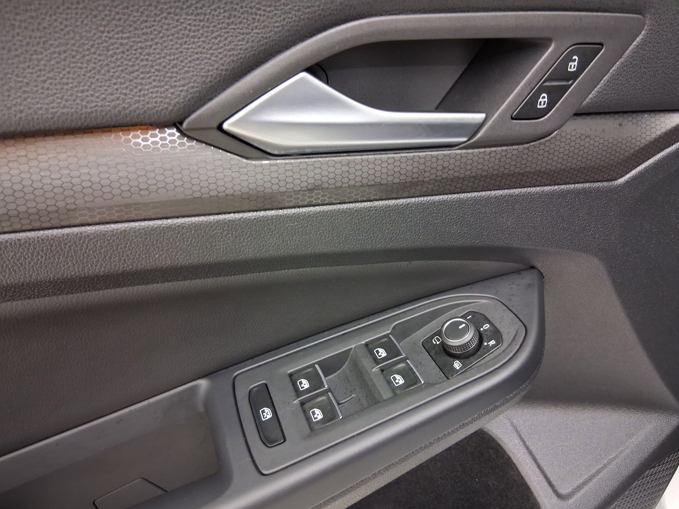 Used 2024 Volkswagen GTI SE image 12