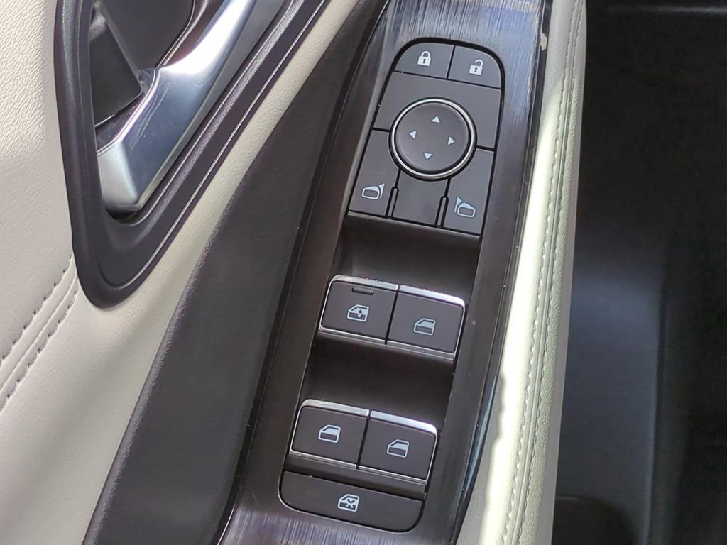 Certified 2023 Nissan Rogue SL image 22