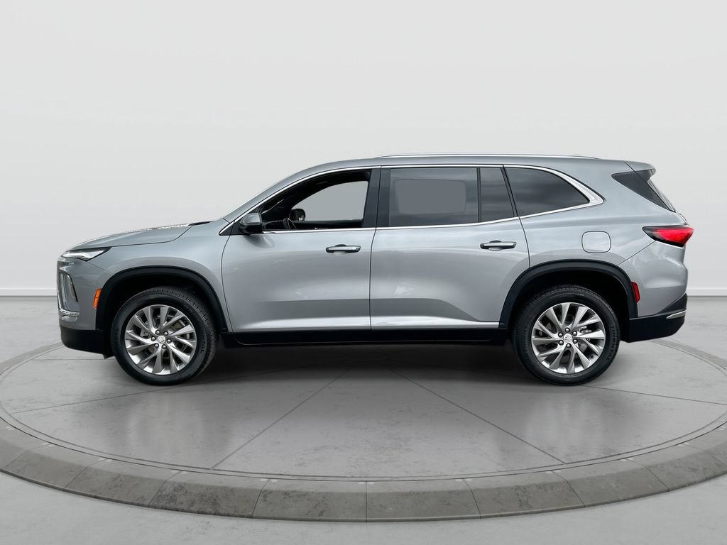 Used 2025 Buick Enclave Preferred w/ Power Package FWD image 5