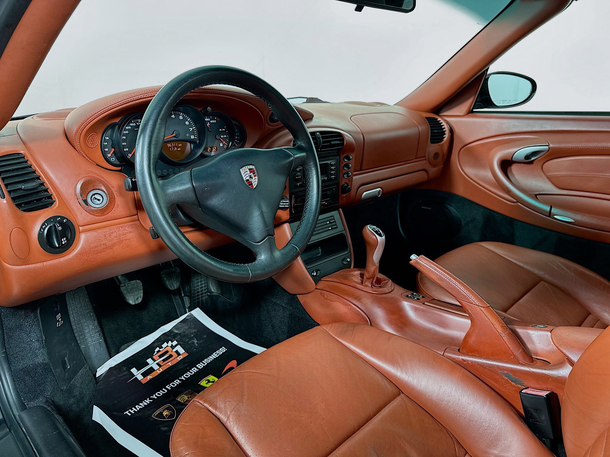 Used 2003 Porsche 911 Carrera 4 AWD/4WD image 10