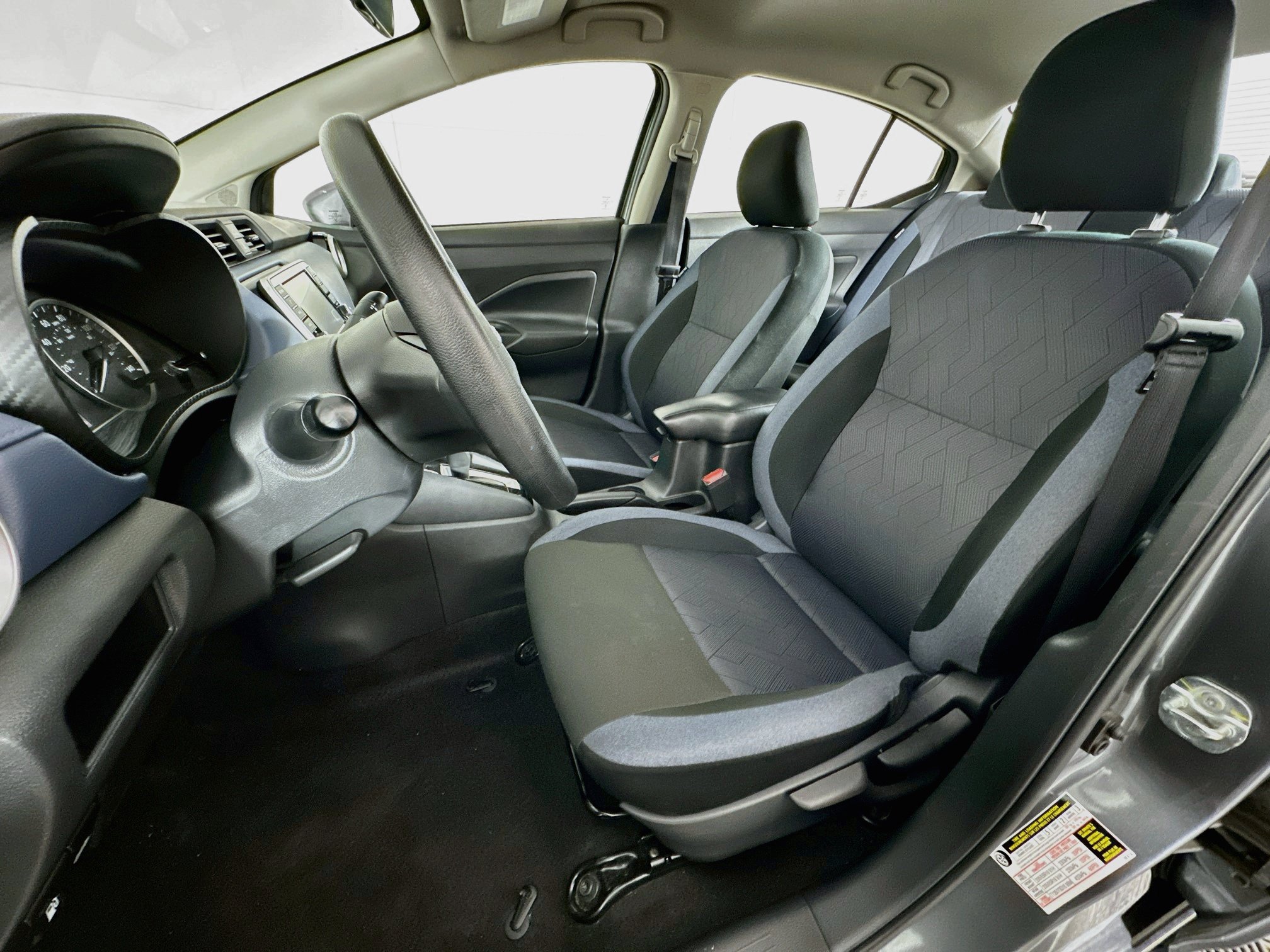 Used 2025 Nissan Versa SV FWD image 13