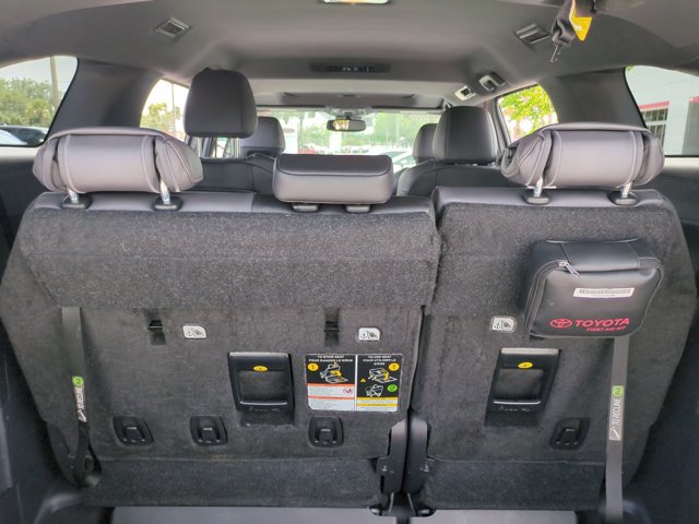 Certified 2024 Toyota Sienna XLE Woodland Edition AWD/4WD image 6