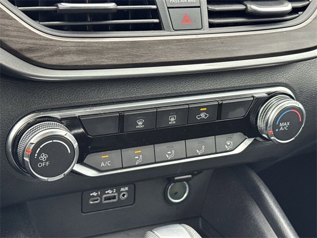 Used 2025 Nissan Altima 2.5 SV image 19