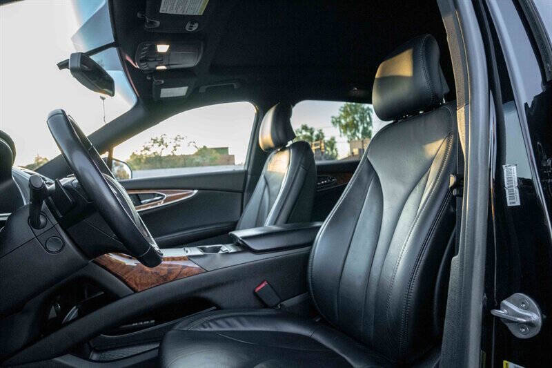 Used 2017 Lincoln MKX Reserve image 10