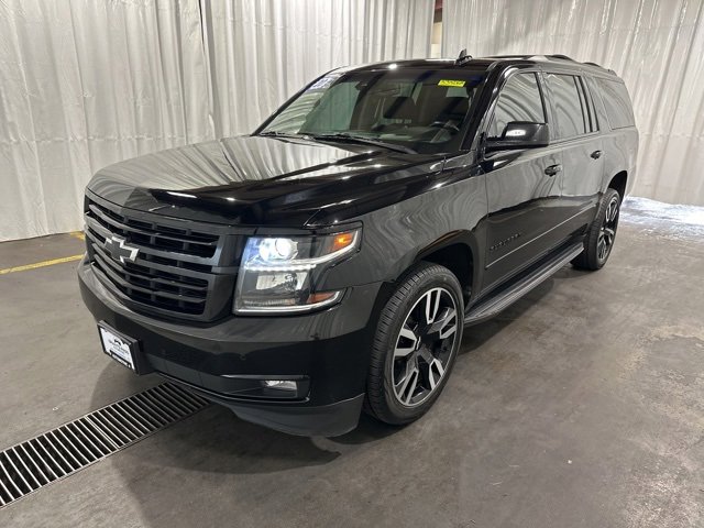 Used 2020 Chevrolet Suburban Premier image 32