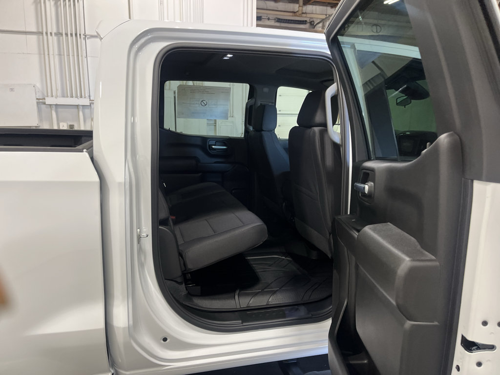 New 2026 Chevrolet Silverado 1500 Custom w/ Turbomax Blackout Package AWD/4WD image 18