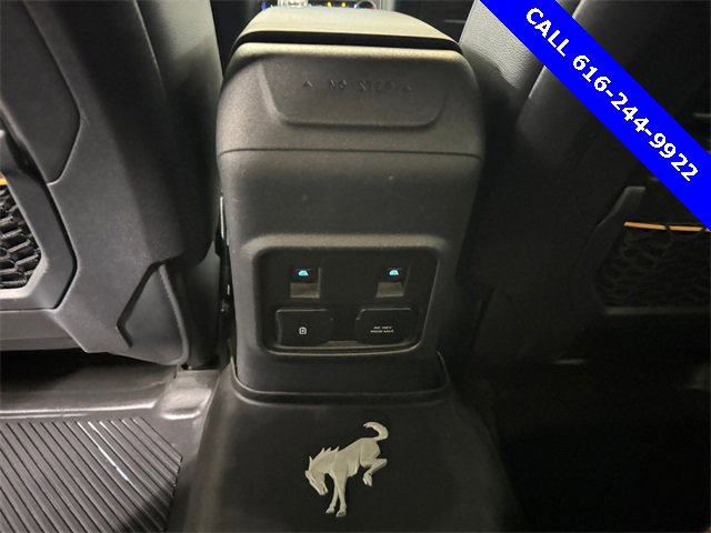 Used 2022 Ford Bronco Badlands image 17