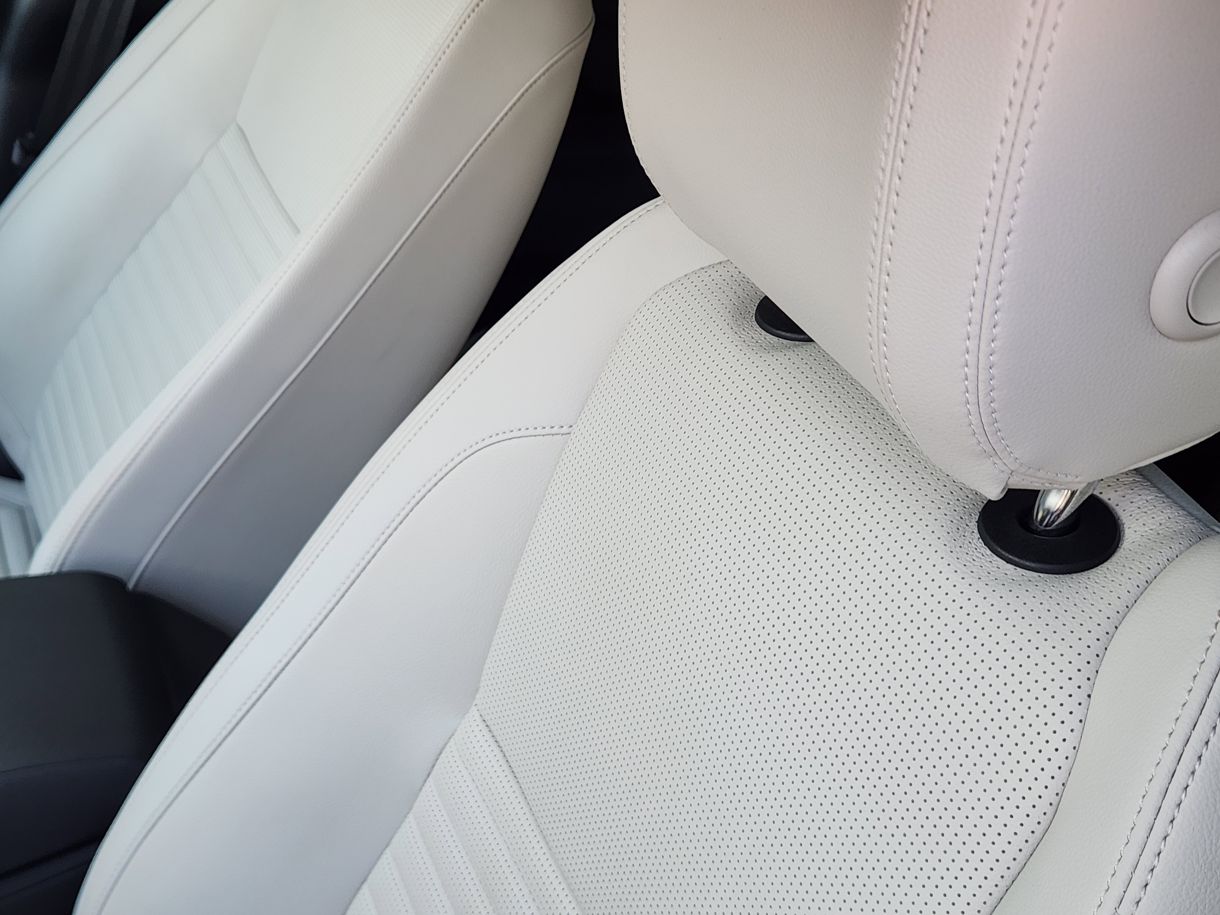 Certified 2025 Land Rover Discovery Sport S image 16